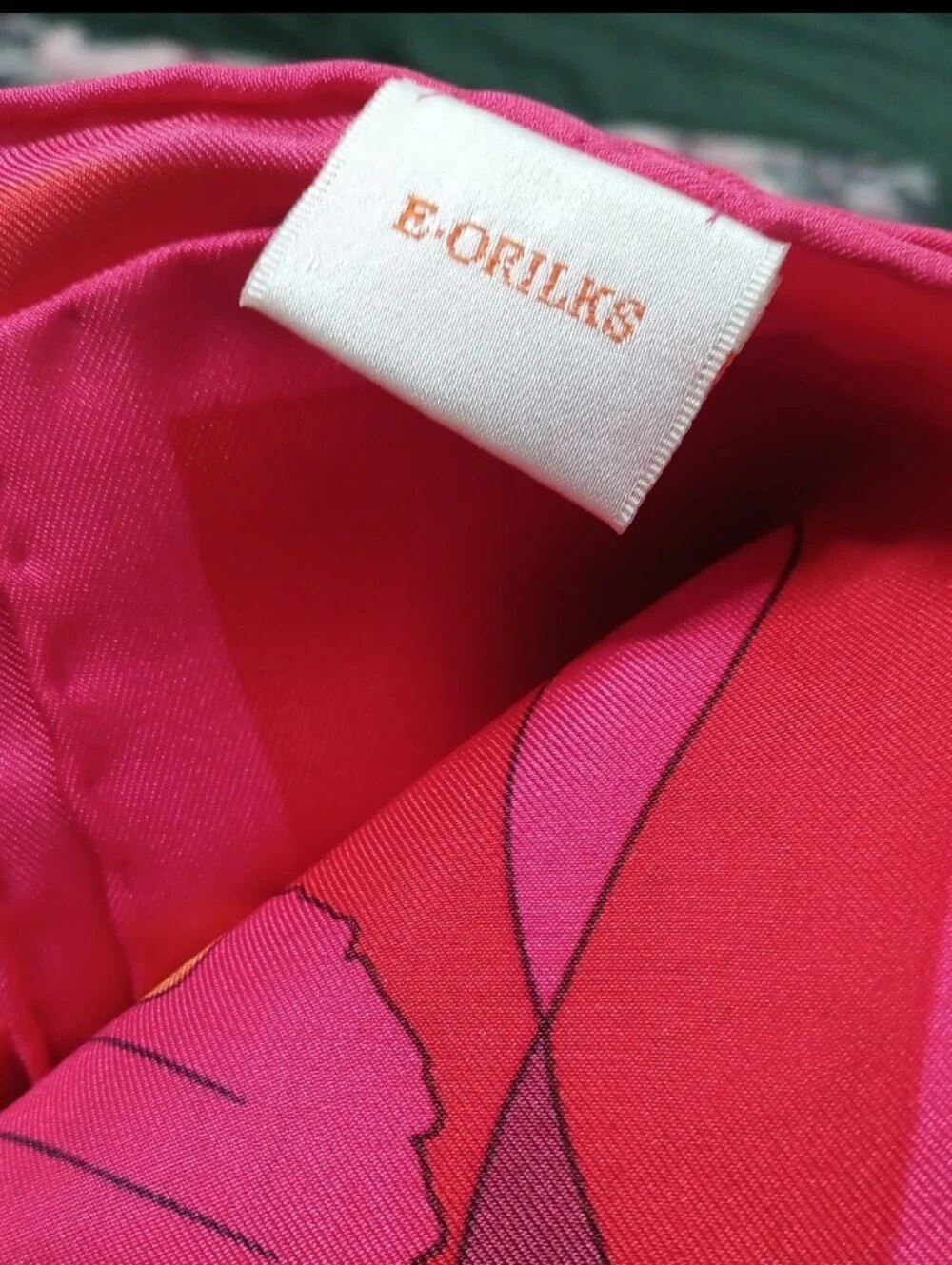 E Orilks Silk Scarf Women's